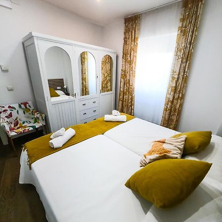 Alojamientos Puerta Palma Con Vistas Y Parking 巴达霍斯 外观 照片