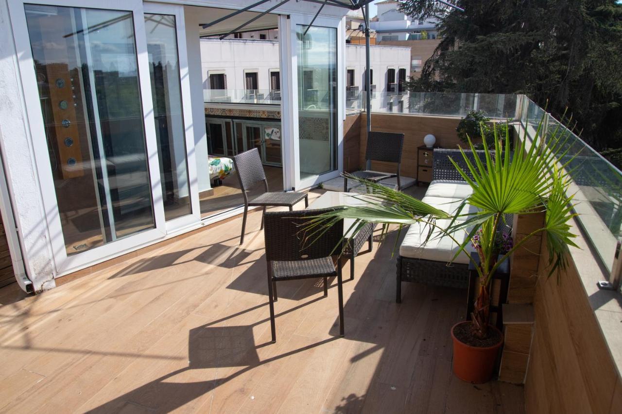 Alojamientos Puerta Palma Con Vistas Y Parking 巴达霍斯 外观 照片