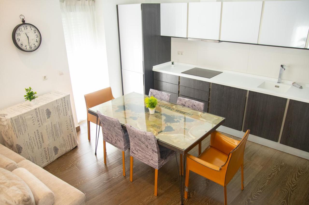 Alojamientos Puerta Palma Con Vistas Y Parking 巴达霍斯 外观 照片