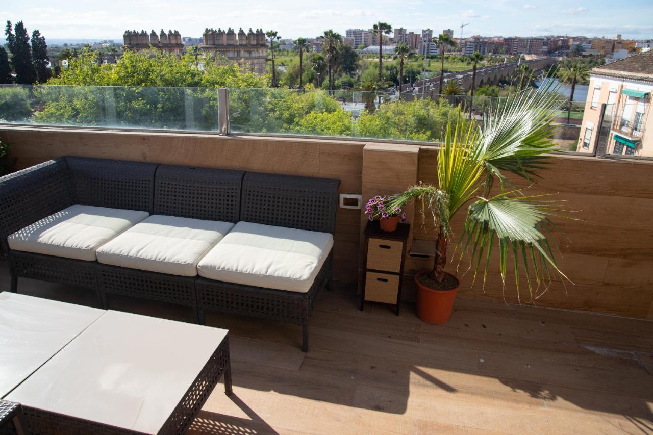Alojamientos Puerta Palma Con Vistas Y Parking 巴达霍斯 外观 照片